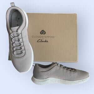 Clarks Cloud Steppers Sparkles Bungee Sneakers Beige Stone 8.5 Womens New NIB